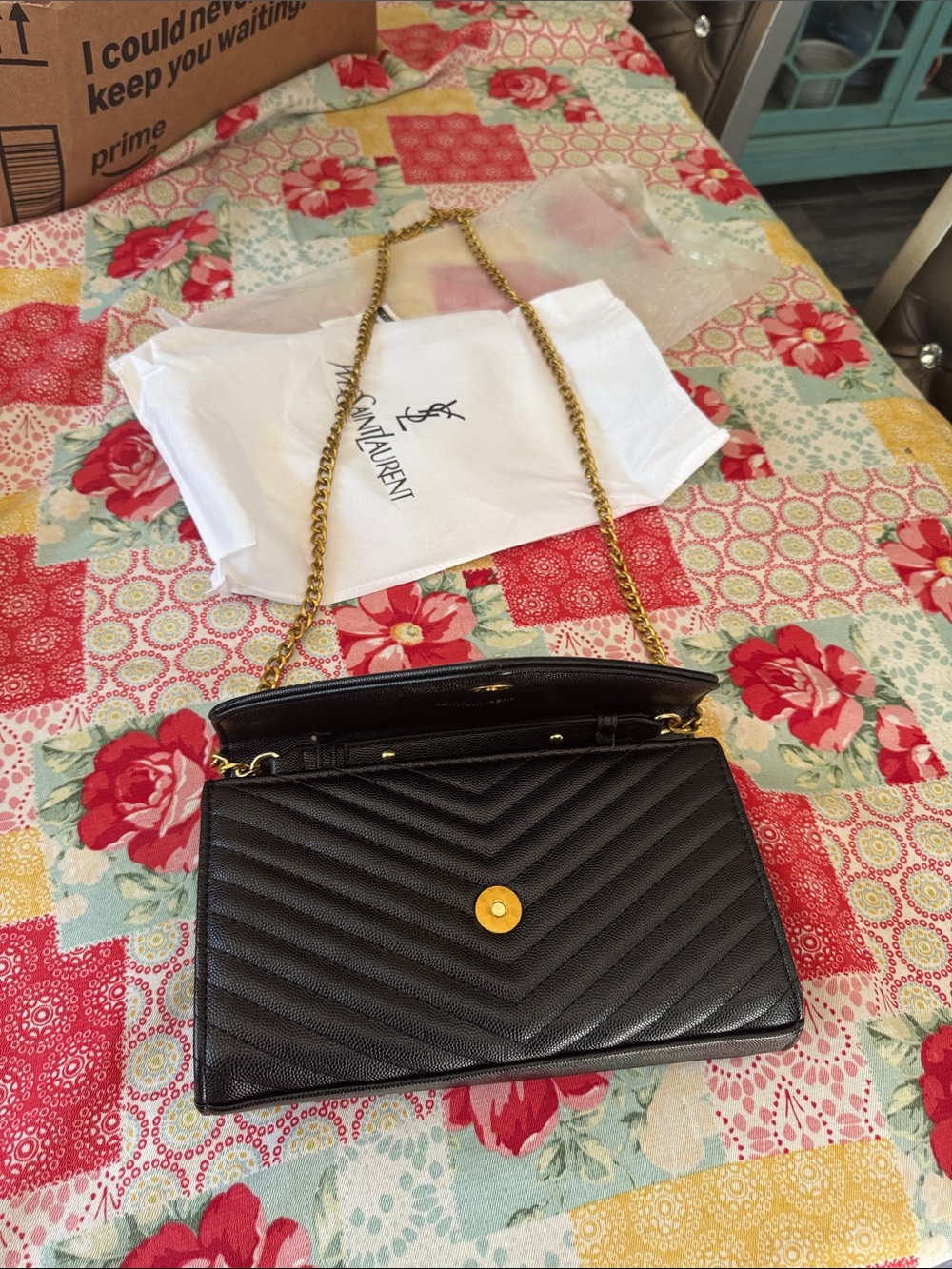 Designer inspired Black Quilted Leather Wallet Clutch with Signature Logo - Picture 10 of 10
